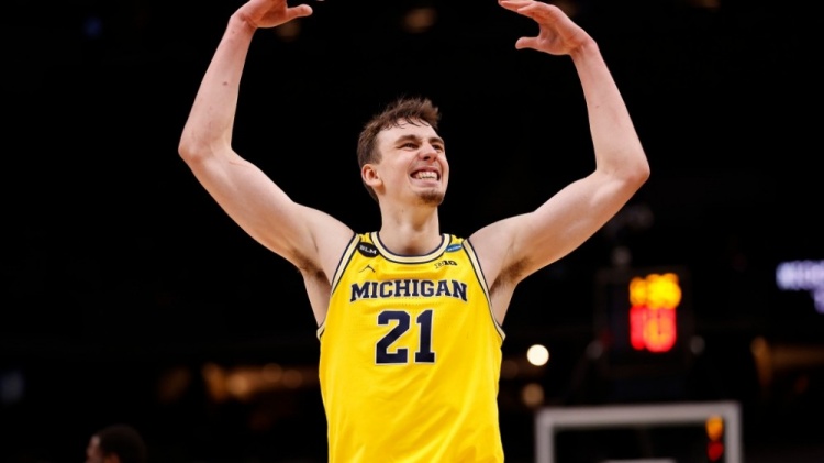 然为这场比 然为这场比