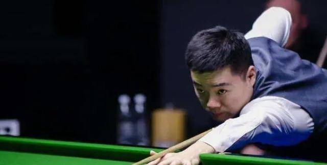 士气高昂的 士气高昂的