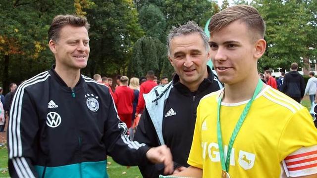 迷也表示 迷也表示