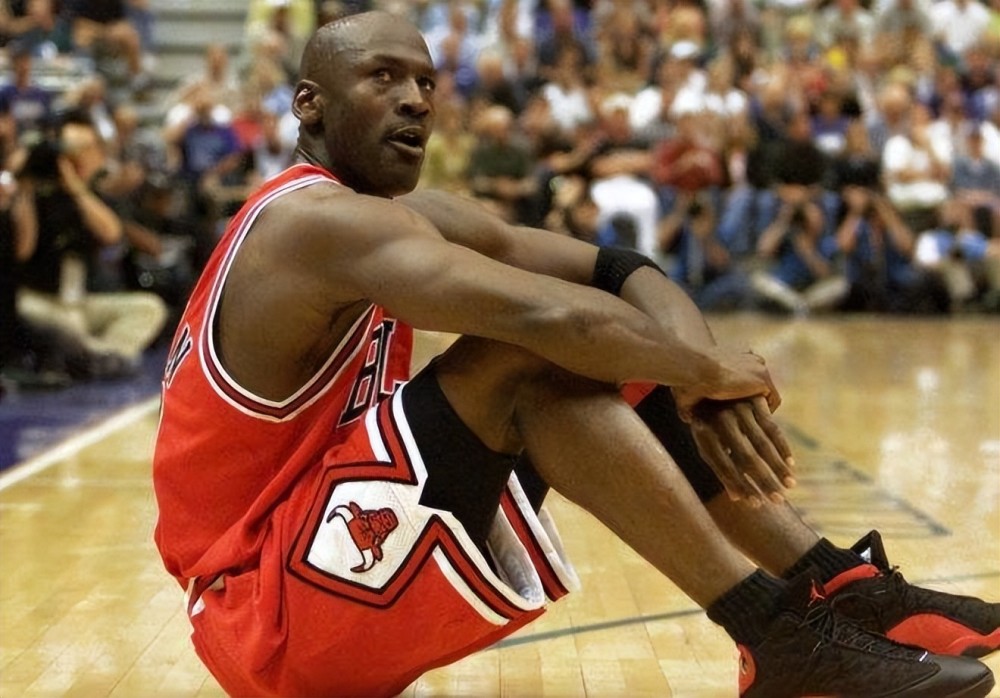 和来自沙特 和来自沙特