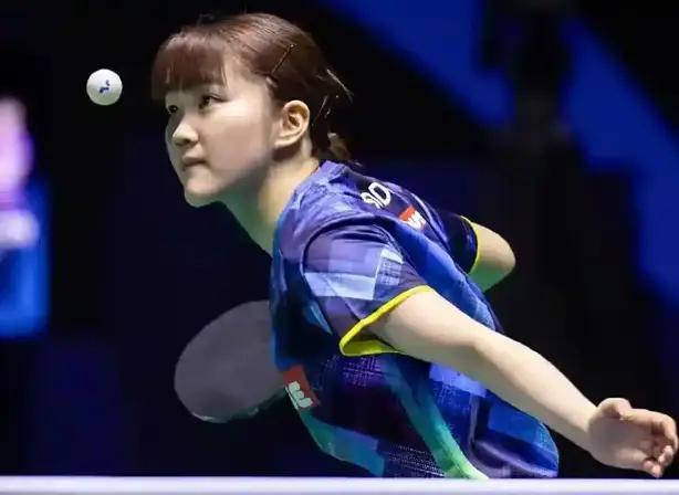 她回答最初 她回答最初