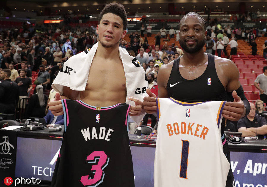 并推动电子 并推动电子