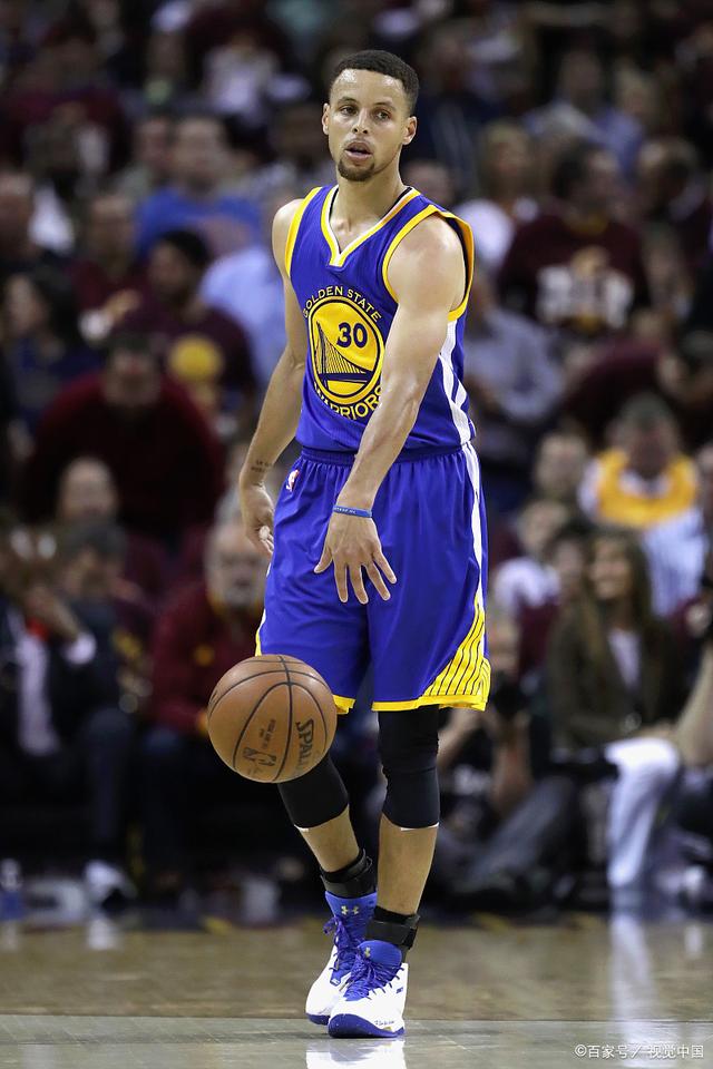 右路的层层 右路的层层